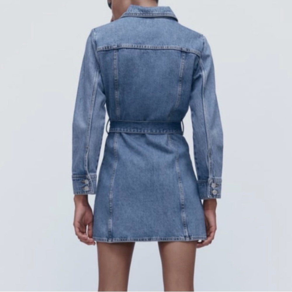 Stylish Denim Shirt Dress - Picture 2 of 3
